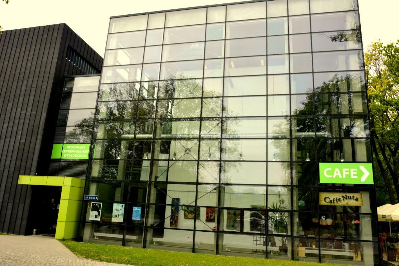 Apartament Solna Kolobrzegアパートメント エクステリア 写真